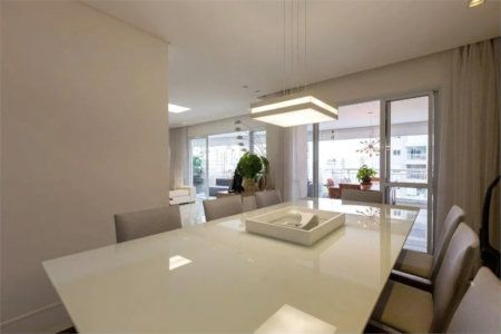 Apartamento à venda com 3 suítes em Vila Romana, São Paulo, SP