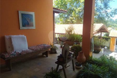 Casa à venda com 3 suítes em Alto da Serra (mailasqui), São Roque, SP