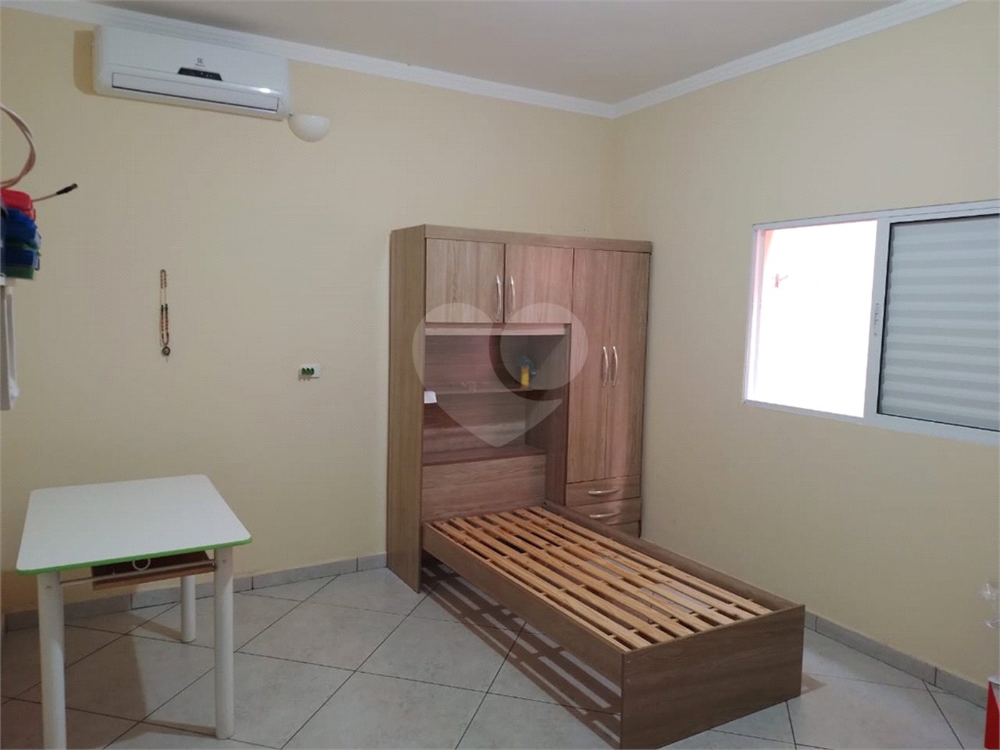 Casa à venda com 2 suítes em Vila Olímpia, Sorocaba, SP