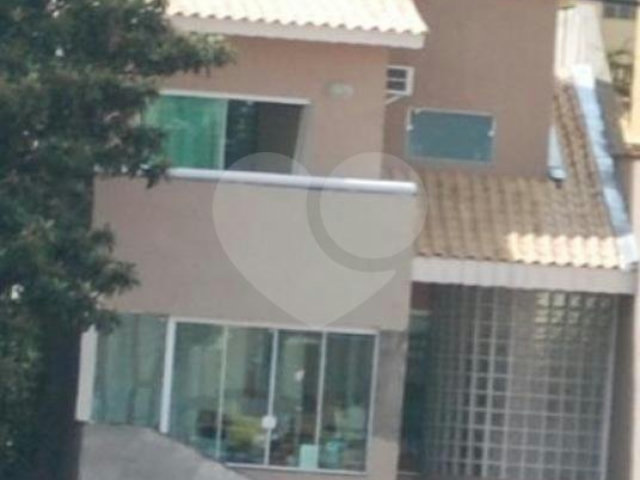 Sobrado à venda com 3 quartos, sendo 1 suíte,  em Santana, São Paulo, SP