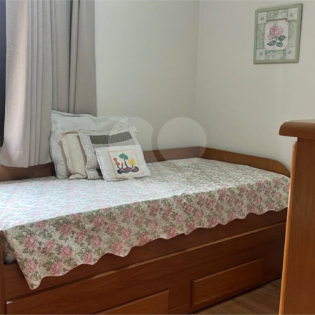 Apartamento à venda com 3 quartos, sendo 1 suíte,  em Jardim das Acácias, São Paulo, SP