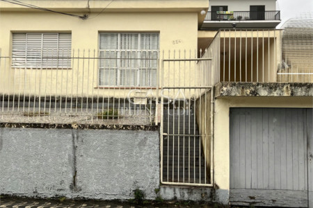 Casa Térrea à venda com 4 quartos, sendo 1 suíte,  em Vossoroca, Votorantim, SP