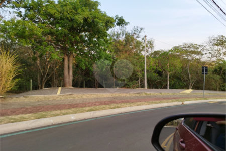 Terreno à venda no condomínio Lagos D Icarai, Salto - SP