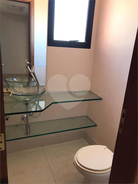 Apartamento à venda com 3 quartos, sendo 1 suíte, em Vila Andrade, São Paulo, SP