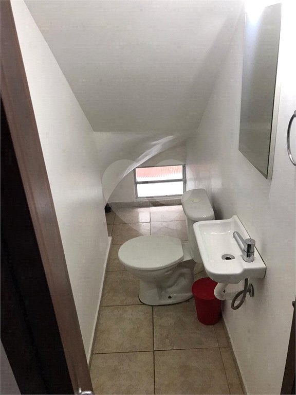 Sobrado à venda com 3 quartos, sendo 1 suíte, em Brooklin, São Paulo, SP