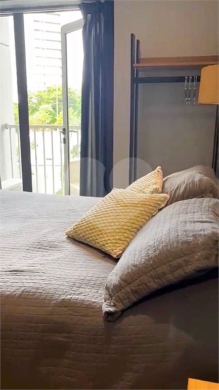 Apartamento à venda ou para alugar com 1 suíte em Pinheiros, São Paulo, SP