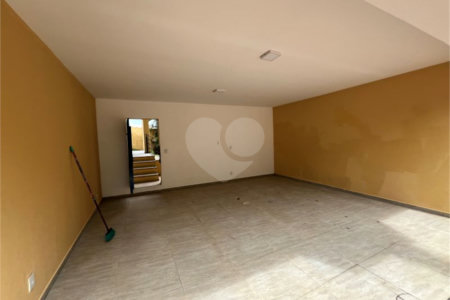Casa à venda ou para alugar com 4 quartos, sendo 3 suítes, no condomínio Estância Marambaia, Vinhedo - SP