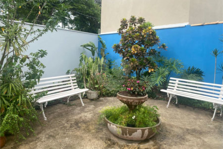 Casa à venda com 5 quartos, sendo 3 suítes, no condomínio Zuleika Jabour, Salto - SP