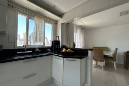 Apartamento com 3 dormitórios à venda, 110 m² por R$ 950.000,00 - Campo Grande - Santos/SP