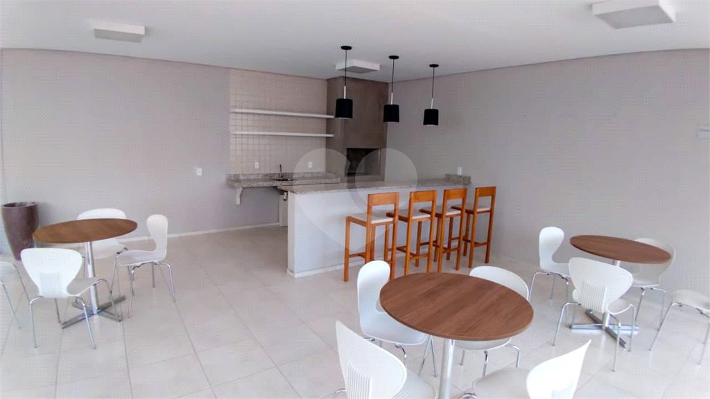 Apartamento à venda com 2 quartos em Parque Ipê, São Paulo, SP