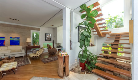 Casa de Vila à venda com 4 quartos, sendo 2 suítes,  em Alto da Boa Vista, São Paulo, SP