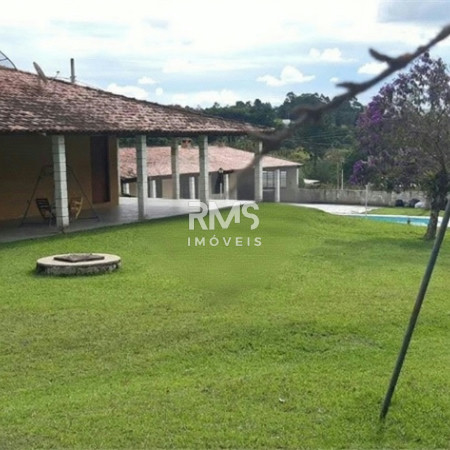 Chácara à venda com 3 quartos, sendo 1 suíte,  em Cristal, Mairinque, SP