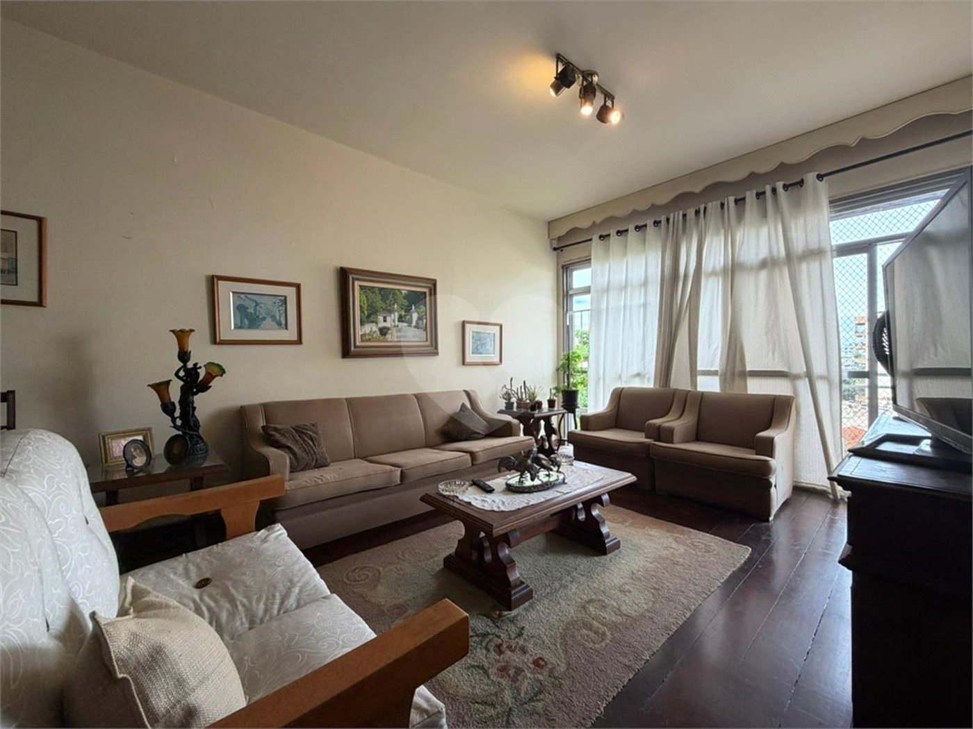 Apartamento à venda com 3 quartos, sendo 1 suíte, em Tijuca, Rio de Janeiro, RJ