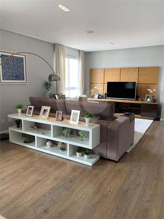 Apartamento à venda com 3 suítes em Lapa, São Paulo, SP