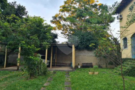 Casa à venda com 1 quarto, sendo 3 suítes, em Campo Grande, Rio de Janeiro, RJ
