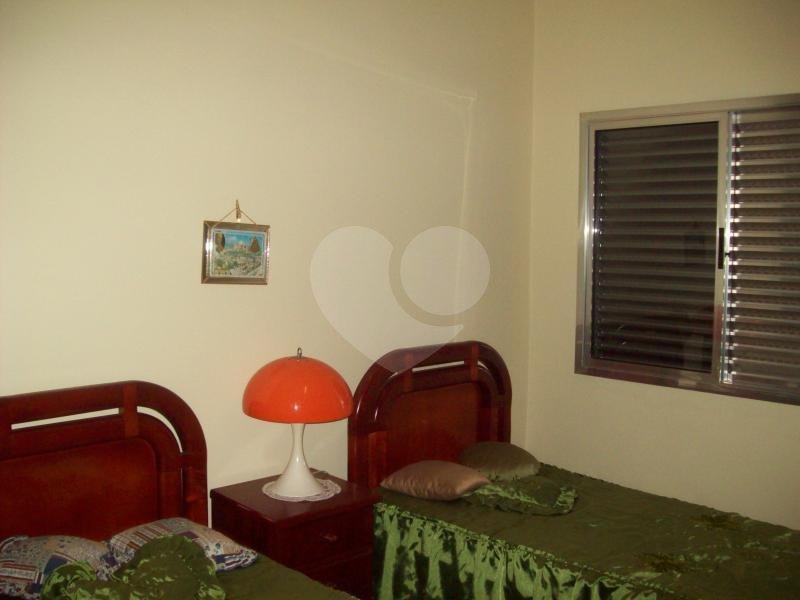 Casa Térrea à venda com 3 quartos, sendo 1 suíte, em Vila Constança, São Paulo, SP