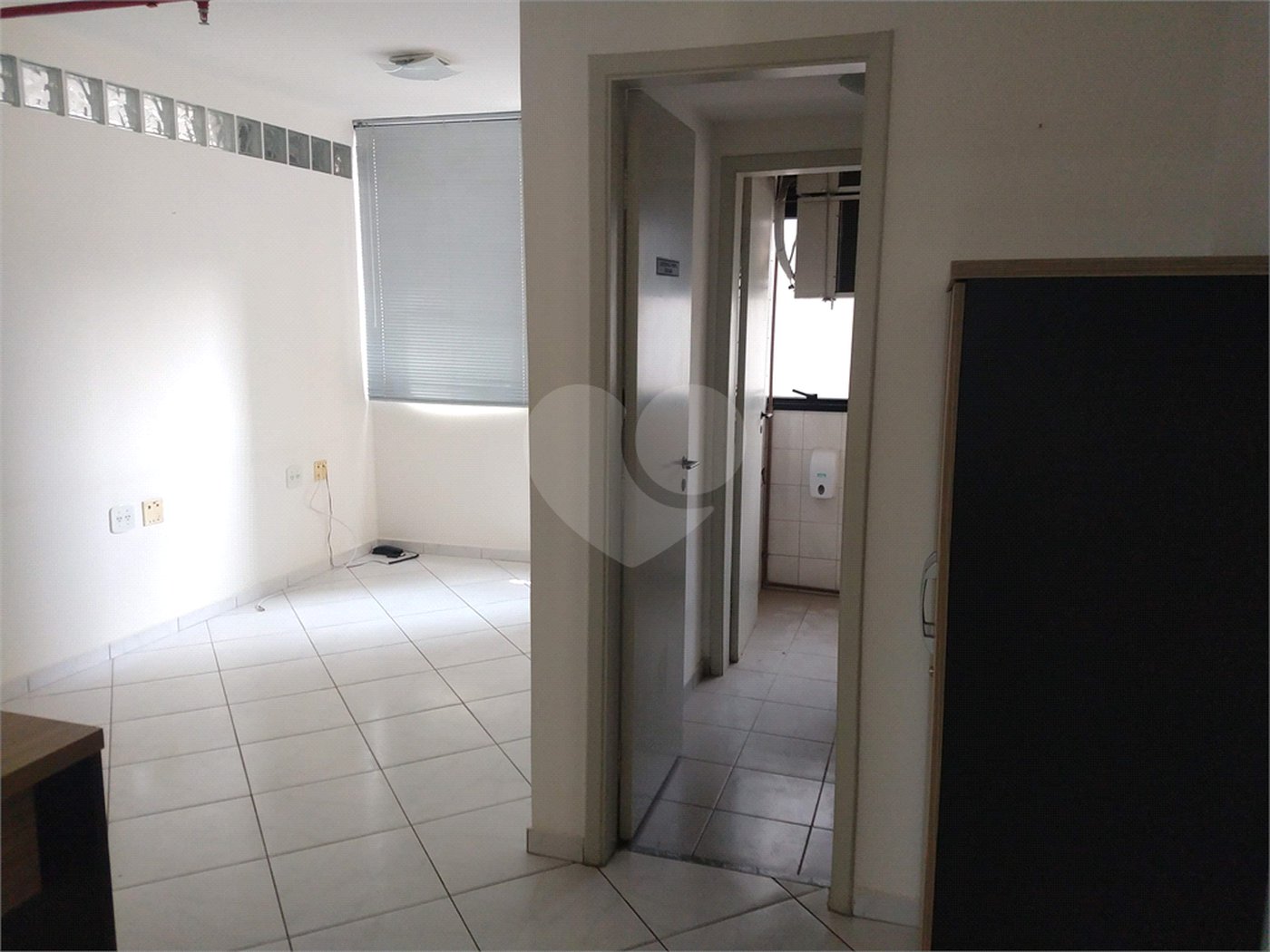 Sala à venda com 1 quarto em Vila Olímpia, São Paulo, SP