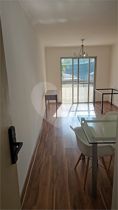 Apartamento à venda com 3 quartos, sendo 1 suíte, em Vila Olímpia, São Paulo, SP