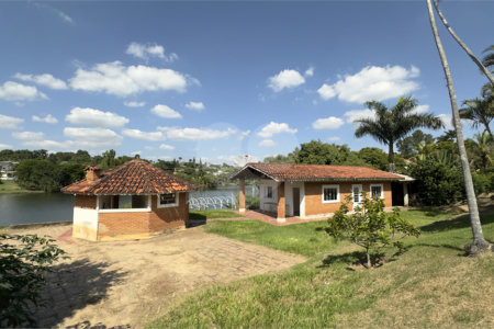 Casa à venda ou para alugar com 3 suítes no condomínio Acmti - Colinas do Mosteiro, Terras de Itaici e Recanto dos Pássaros, Indaiatuba - SP