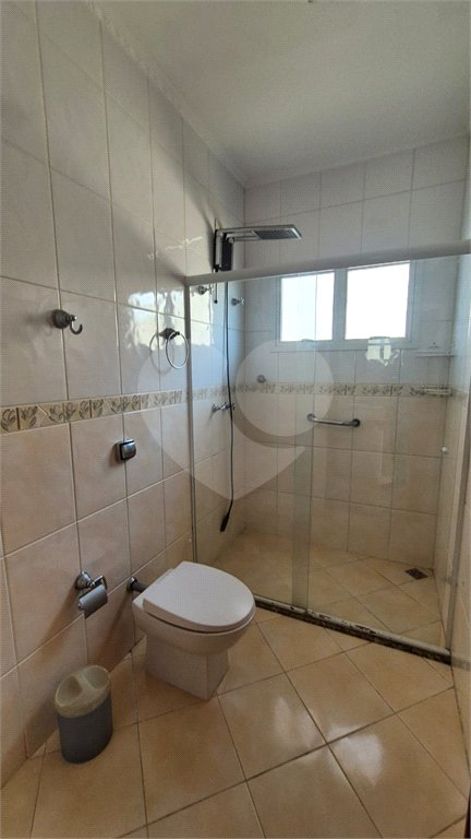 Casa para alugar com 3 quartos, sendo 1 suíte, no condomínio Recanto dos Paturis, Vinhedo - SP