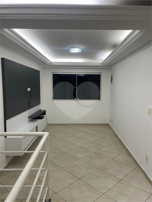 Sobrado à venda com 2 quartos, sendo 1 suíte, em Vila Ré, São Paulo, SP