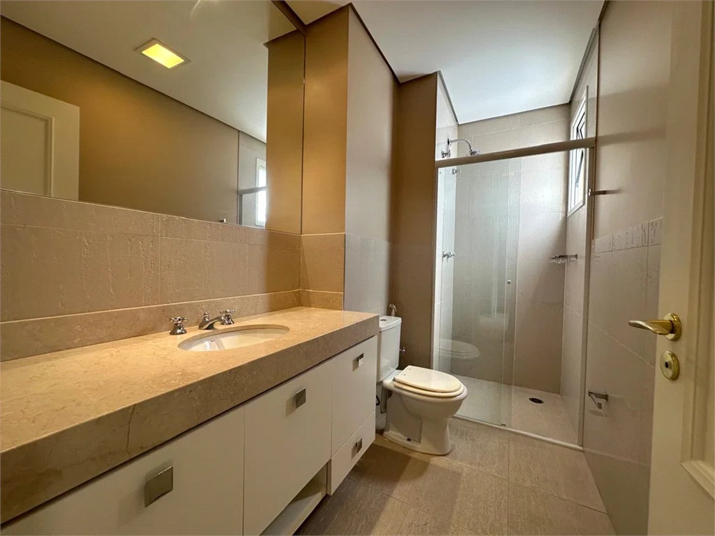 Apartamento para alugar com 4 suítes em Jardim Fonte do Morumbi, São Paulo, SP