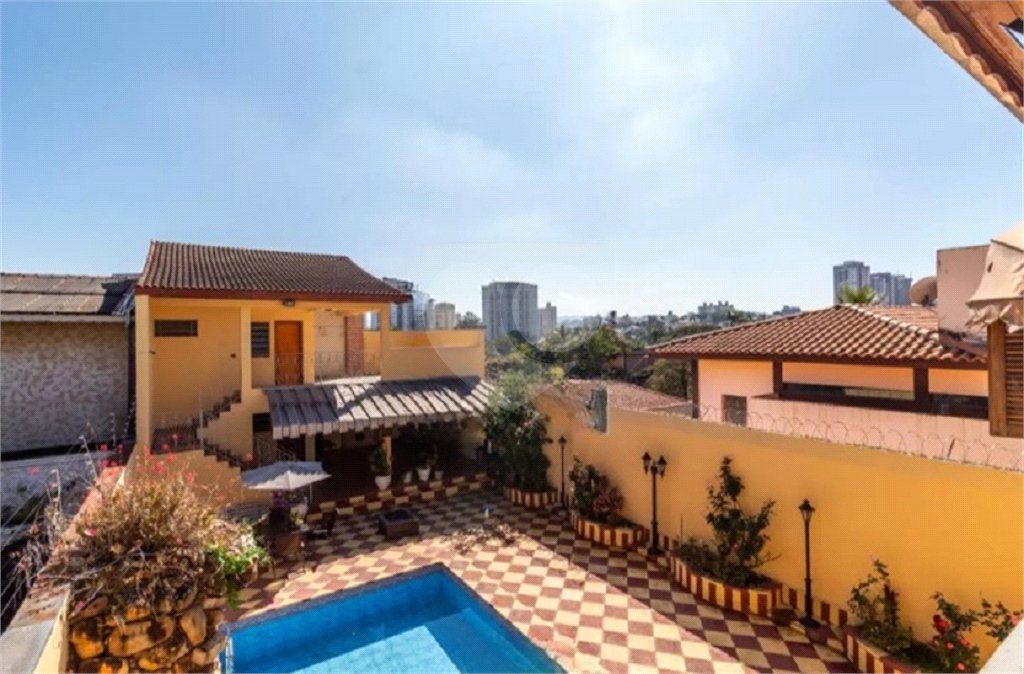 Sobrado à venda com 5 quartos, sendo 4 suítes, em Vila Galvão, Guarulhos, SP