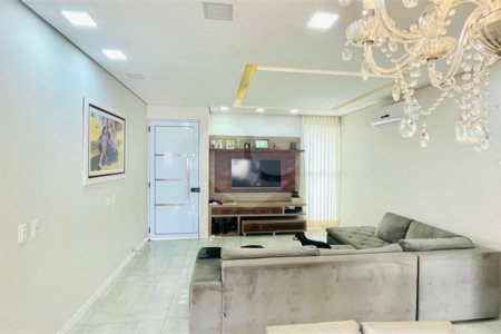 Casa à venda com 3 quartos, sendo 1 suíte, no condomínio Sun Lake, Sorocaba - SP