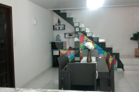 Sobrado à venda com 2 suítes em Jardim Obelisco, Poá, SP