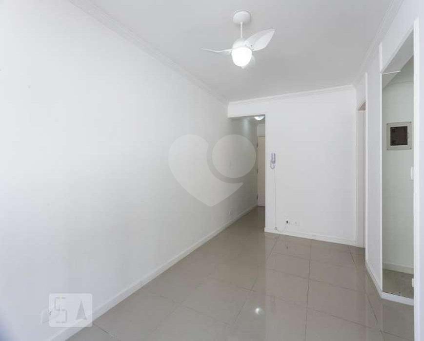 Apartamento à venda com 2 quartos em Vila Nova Conceição, São Paulo, SP