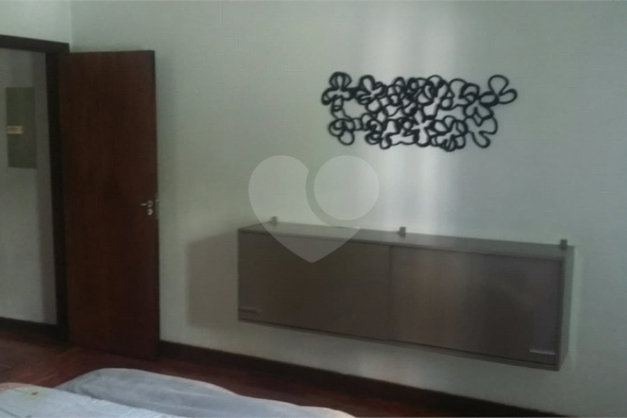 Sobrado à venda com 3 quartos em Santana, São Paulo, SP