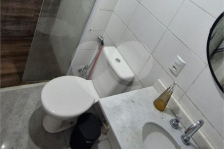 Apartamento à venda com 3 quartos, sendo 1 suíte, em Jardim Flor da Montanha, Guarulhos, SP