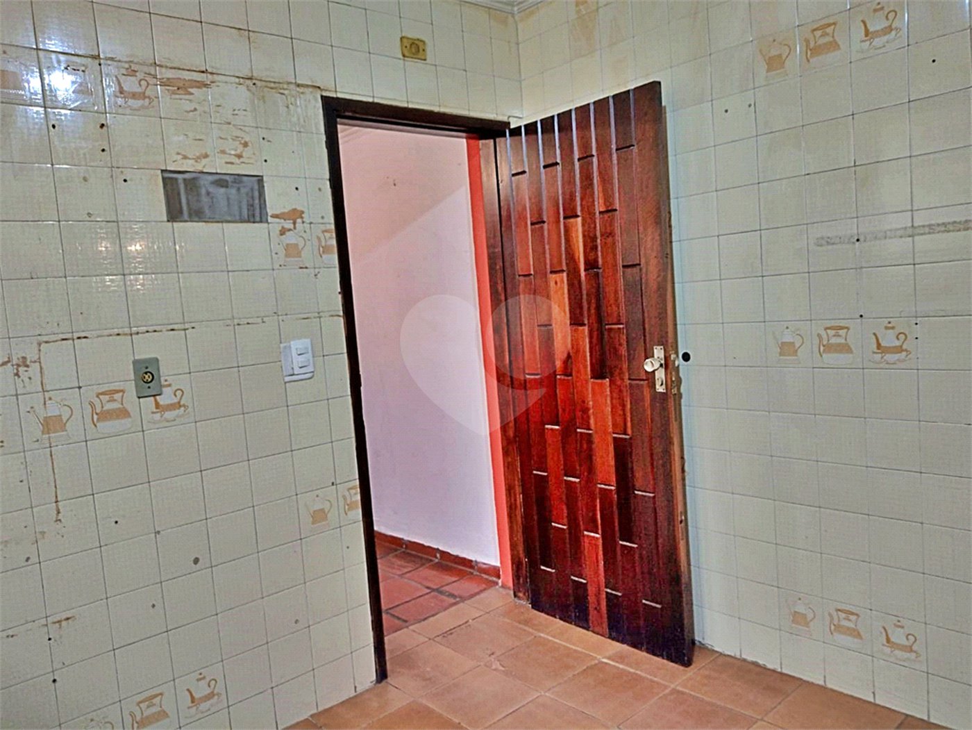 Sobrado à venda com 3 quartos, sendo 1 suíte,  em Parque Colonial, São Paulo, SP