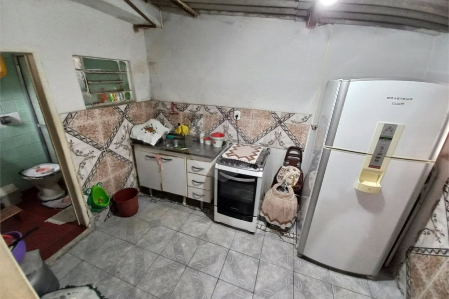 Terreno à venda com 2 quartos em Parque Peruche, São Paulo, SP