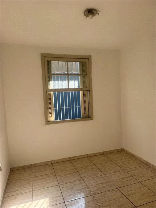Sobrado à venda com 5 quartos em Bela Vista, Osasco, SP