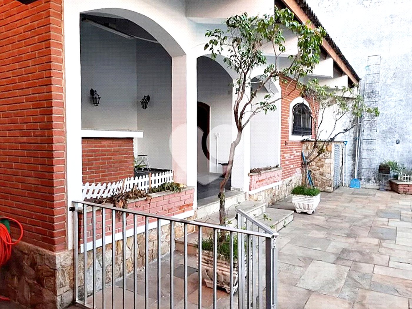 Sobrado à venda com 4 quartos, sendo 2 suítes, em Jardim São Bento, São Paulo, SP
