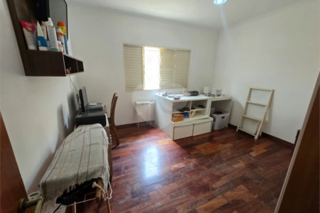 Casa à venda com 3 quartos, sendo 1 suíte,  em Jardim Shangri-lá, Itapetininga, SP