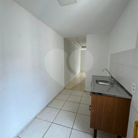 Apartamento à venda com 2 quartos em Santa Cruz, Rio de Janeiro, RJ
