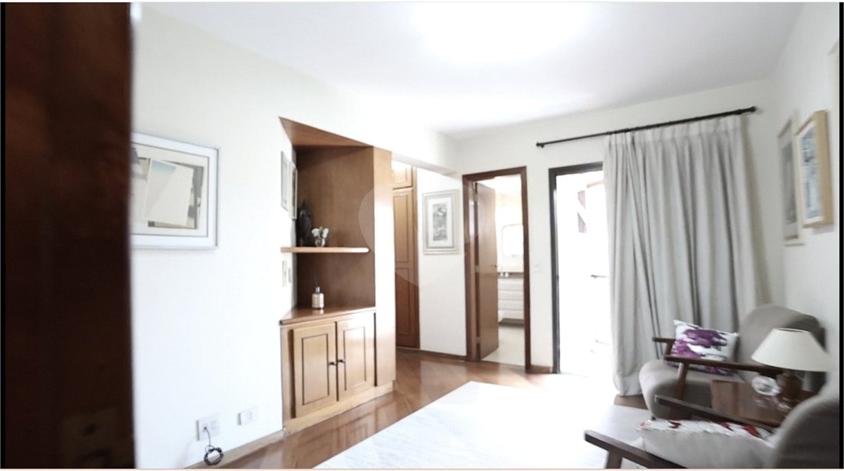 Apartamento à venda ou para alugar com 4 quartos, sendo 2 suítes, em Santana, São Paulo, SP
