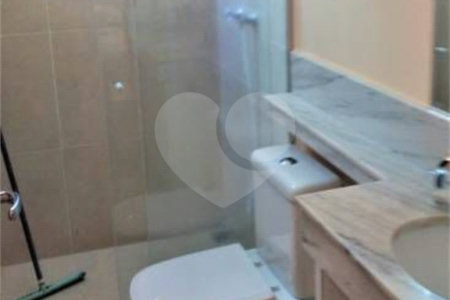 Casa à venda com 3 quartos, sendo 1 suíte, no condomínio Vilagio Vista Real, Paulínia - SP
