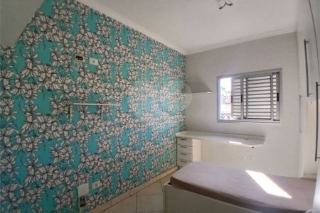 Apartamento à venda com 3 quartos, sendo 1 suíte,  em Jardim Brasil, São Roque, SP