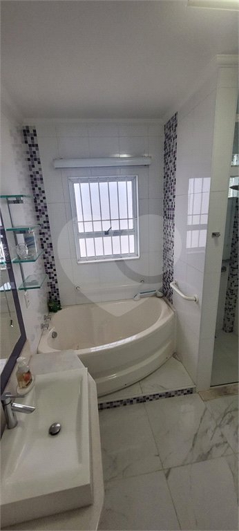 Sobrado à venda com 4 quartos, sendo 2 suítes, em Tucuruvi, São Paulo, SP