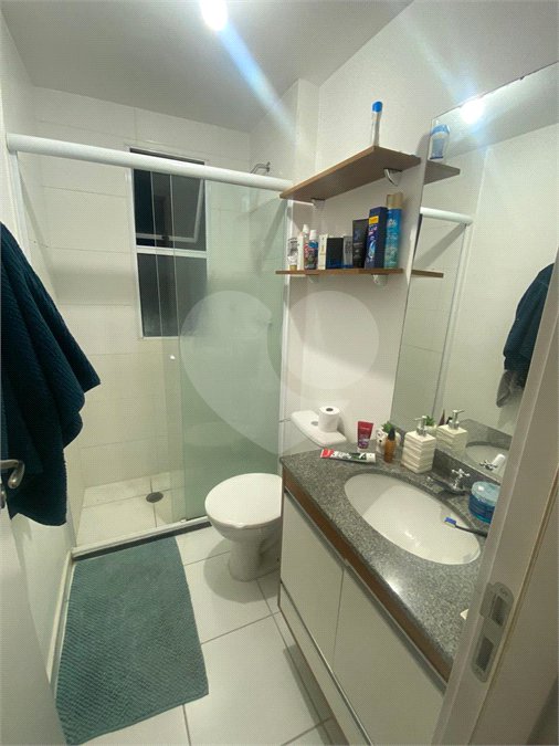 Apartamento à venda com 2 quartos, sendo 1 suíte,  em Jardim Carambeí, São Roque, SP