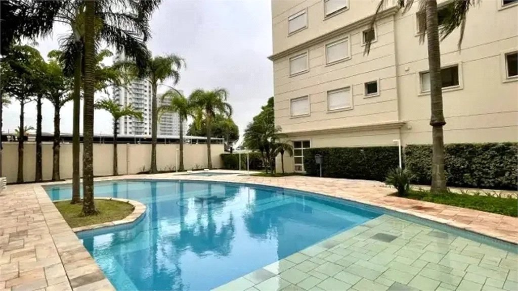 Apartamento à venda com 3 suítes em Vila Progredior, São Paulo, SP