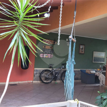 Casa com 4 dormitórios sendo 1 suíte a venda no bairro Samambaia