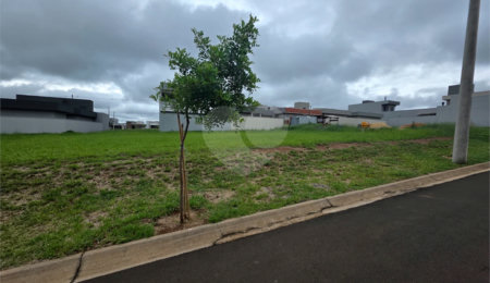 Terreno à venda no condomínio Residencial Villeneuve, São Carlos - SP