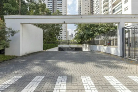 Apartamento à venda com 3 quartos, sendo 1 suíte, em Parque Reboucas, São Paulo, SP