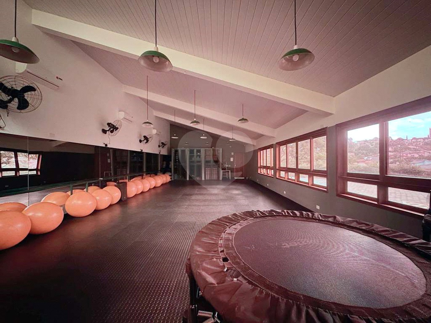 Casa á venda – Granja Viana