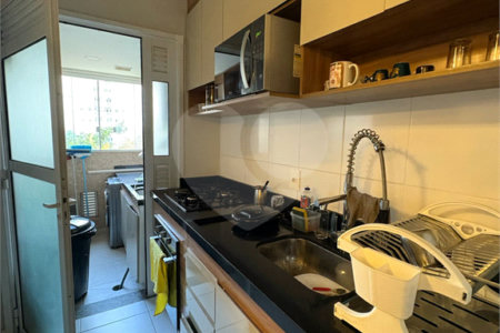 Apartamento Mobiliado à Venda na Rua Itendência, – 70m², 3 Quartos (1 Suíte)