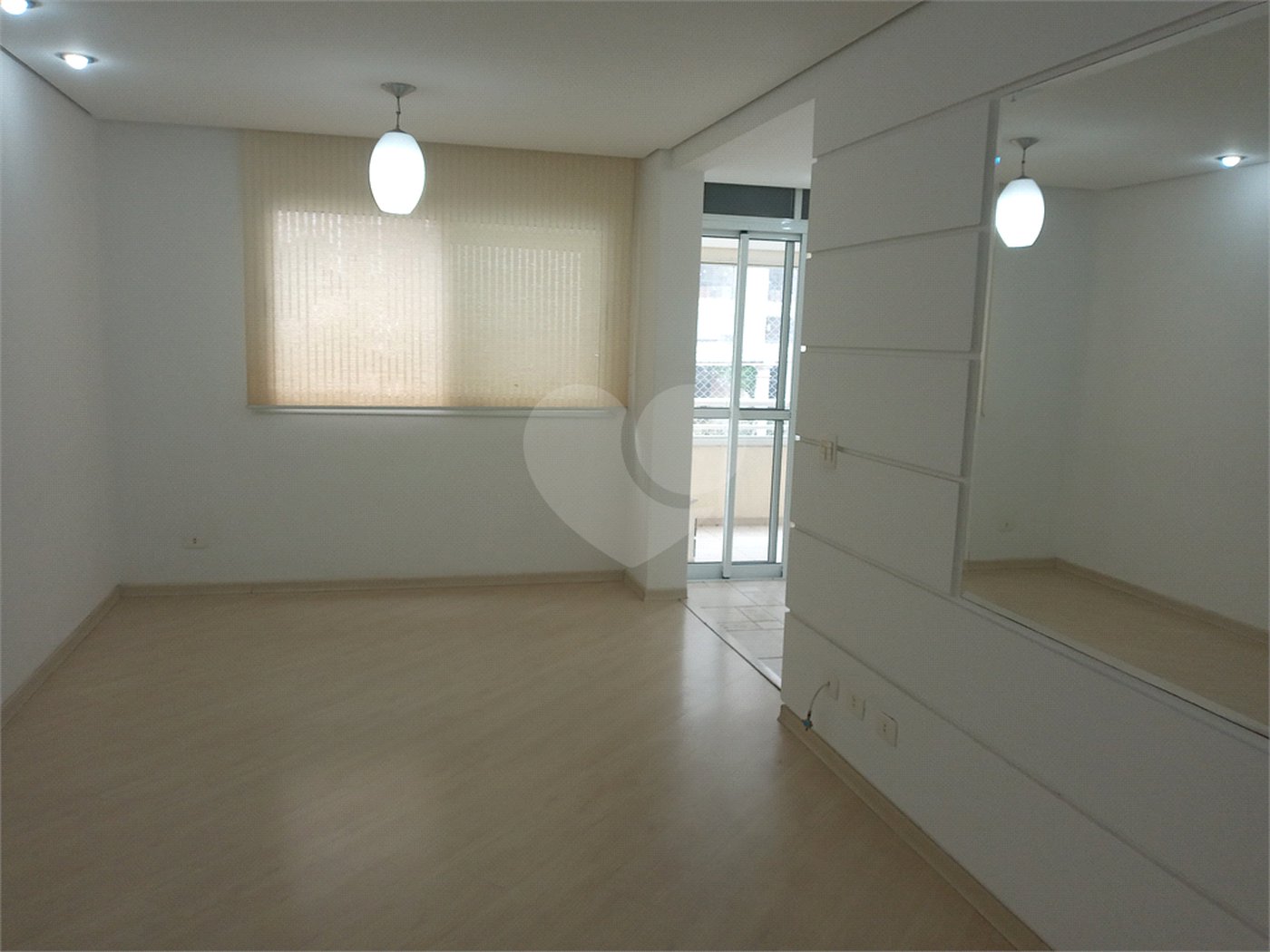 Apartamento para alugar com 79m², 2 suítes e 2 vagas próximo ao Portal do Morumbi